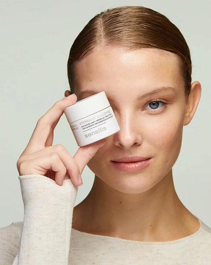 Eternalist A.G.E. [Eyes]